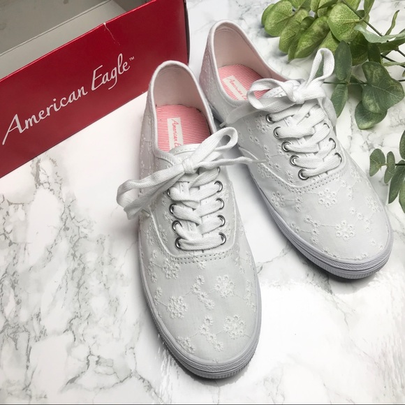 payless white sneakers